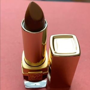 Estée Lauder Pure Color lipstick Black Truffle